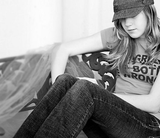 Idolii adolescentilor si influenta lor idoli adolescenti