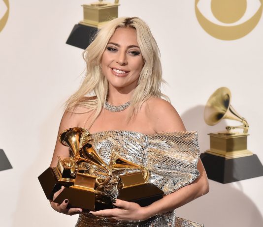 SOC! Lady Gaga se simte tradata de colaboratorii sai! Care este motivul amanarii lansarii clipului