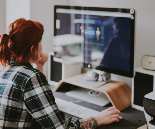 Trecerea la munca la distanta stimuleaza influenta startupurilor de securitate cibernetica