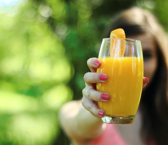 Beneficiile consumului zilnic de suc de portocale