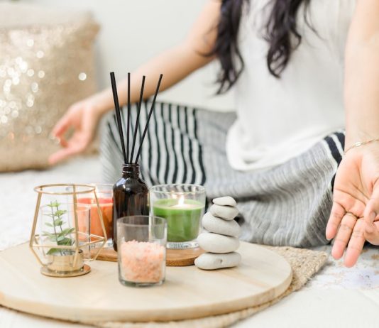 3 tehnici de relaxare pentru a reduce stresul și anxietatea