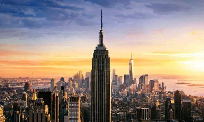 Empire State Building - Top 10 cele mai populare locuri de vizitat din New York