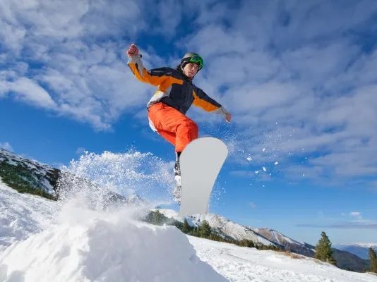 Cele mai practicate 5 sporturi de iarna, conform Askai.ro